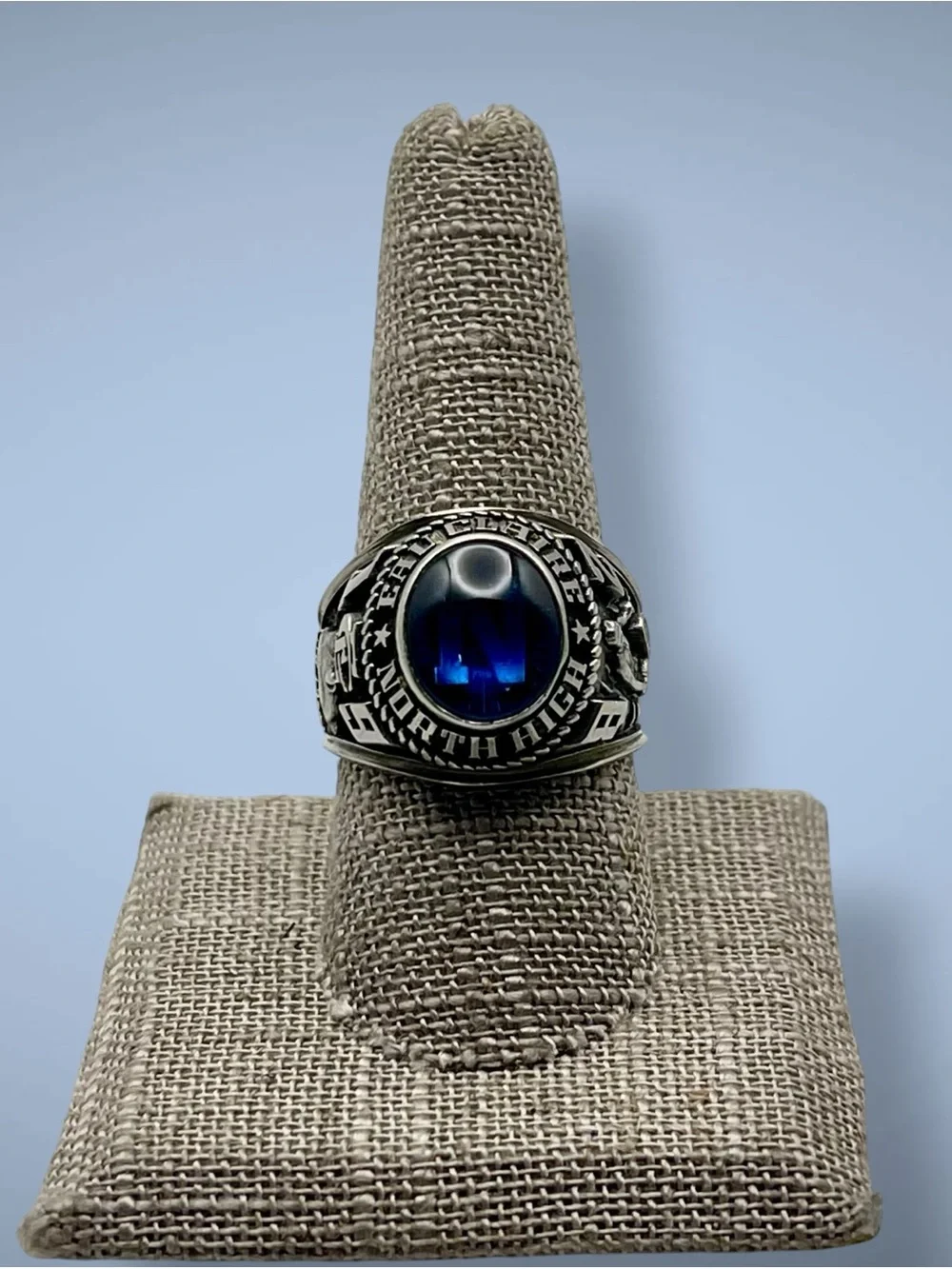 Vintage 1982 Eau Claire North High School Ring Starium Synthetic Sapphire